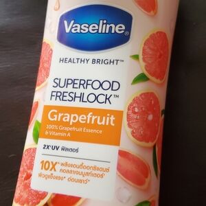 Vaseline Healthy Bright Grapefruit Body Lotion